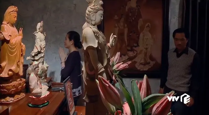 Nước mắt loài cỏ dại - Tập 36: Bà Kiều sốc khi phát hiện ra mối quan hệ loạn luân giữa Khang - Dạ Thảo - Ảnh 8. Nước mắt loài cỏ dại - Tập 36: Bà Kiều sốc khi phát hiện ra mối quan hệ loạn luân giữa Khang - Dạ Thảo - Ảnh 8.