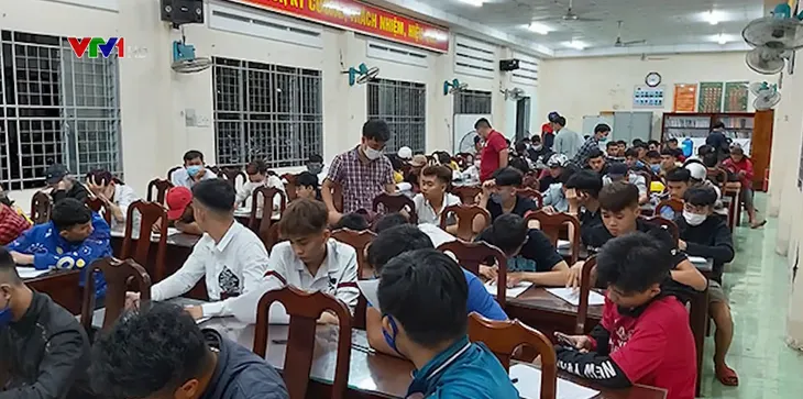 Tiền Giang bắt giữ nhiều đối tượng đua xe trái phép - Ảnh 3. Tiền Giang bắt giữ nhiều đối tượng đua xe trái phép - Ảnh 3.