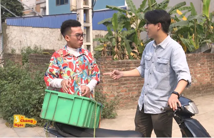 Phim sitcom Ba chàng ngốc: Nhận cái kết đắng vì dùng chiêu trò lừa đảo khách mua vịt online - Ảnh 4. Phim sitcom Ba chàng ngốc: Nhận cái kết đắng vì dùng chiêu trò lừa đảo khách mua vịt online - Ảnh 4.