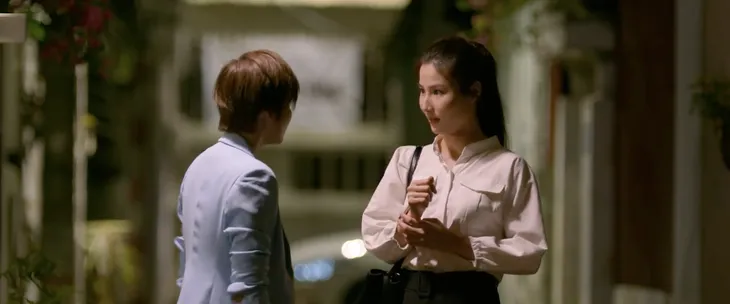 Tình yêu và tham vọng - Tập 2: Sau 3 năm, Linh (Diễm My) trở thành nhân viên xuất chúng của Phong (Mạnh Trường) - Ảnh 3. Tình yêu và tham vọng - Tập 2: Sau 3 năm, Linh (Diễm My) trở thành nhân viên xuất chúng của Phong (Mạnh Trường) - Ảnh 3.