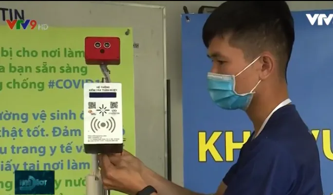 Trao tặng máy đo thân nhiệt cho trung tâm cách ly quận 2, TP.HCM - Ảnh 2. Trao tặng máy đo thân nhiệt cho trung tâm cách ly quận 2, TP.HCM - Ảnh 2.