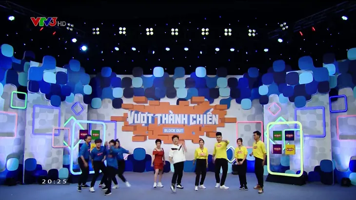 Xuân Nghị, Ốc Thanh Vân cùng hội cùng thuyền để Vượt thành chiến - Ảnh 1. Xuân Nghị, Ốc Thanh Vân cùng hội cùng thuyền để Vượt thành chiến - Ảnh 1.