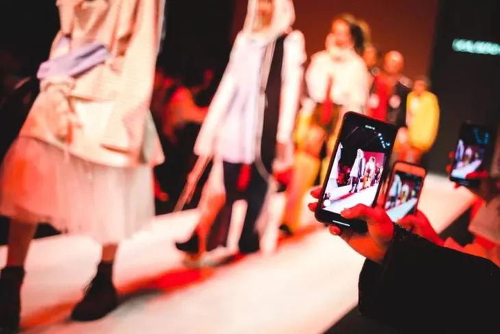 Sau Shanghai Fashion Week, Alibaba sẽ thay đổi cả thế giới thời trang? - Ảnh 2. Sau Shanghai Fashion Week, Alibaba sẽ thay đổi cả thế giới thời trang? - Ảnh 2.