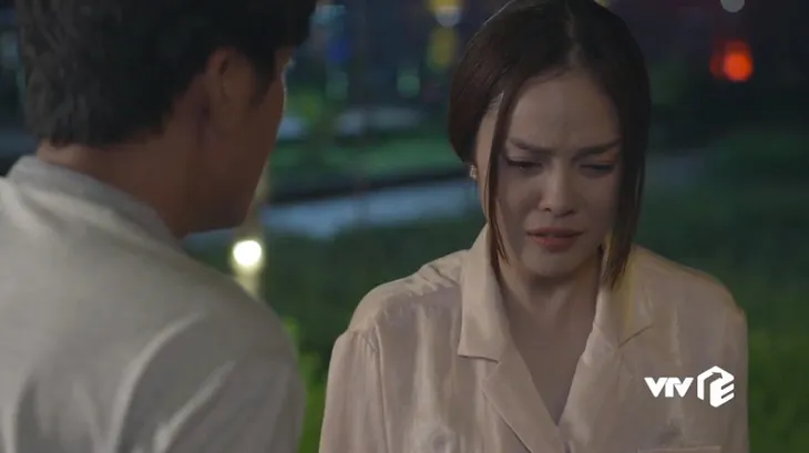 Tiệm ăn dì ghẻ - Tập 29: Ngọc chấp nhận tái hợp với Minh sau khi bé Hương bị suy thận - Ảnh 2. Tiệm ăn dì ghẻ - Tập 29: Ngọc chấp nhận tái hợp với Minh sau khi bé Hương bị suy thận - Ảnh 2.