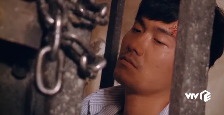 Nước mắt loài cỏ dại - Tập 38: Khang chấp nhận chịu tội thay mẹ ruột - Ảnh 4. Nước mắt loài cỏ dại - Tập 38: Khang chấp nhận chịu tội thay mẹ ruột - Ảnh 4.