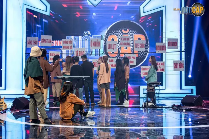 Những hình ảnh không có trên sóng của Trời sinh một cặp mùa 4 - Ảnh 9. Những hình ảnh không có trên sóng của Trời sinh một cặp mùa 4 - Ảnh 9.
