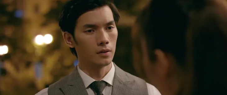 Tình yêu và tham vọng - Tập 4: Linh khóc rưng rức khi bị kẹt giữa cuộc đấu đá của Phong và Minh - Ảnh 1. Tình yêu và tham vọng - Tập 4: Linh khóc rưng rức khi bị kẹt giữa cuộc đấu đá của Phong và Minh - Ảnh 1.