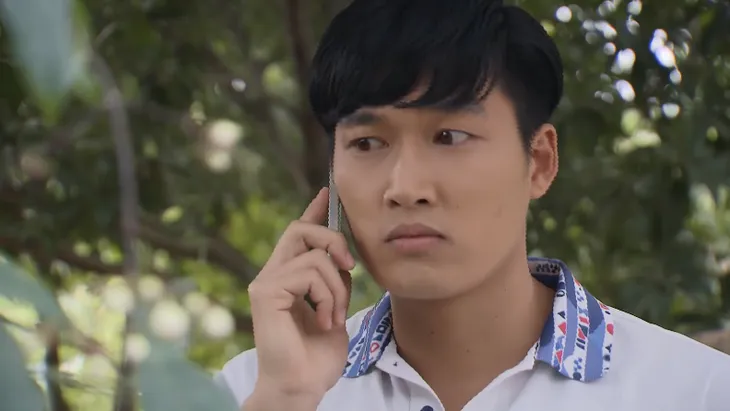 Cô gái nhà người ta - Tập 20: Khoa nghi ngờ có điều khuất tất trong kết quả xét nghiệm nước ở làng - Ảnh 1. Cô gái nhà người ta - Tập 20: Khoa nghi ngờ có điều khuất tất trong kết quả xét nghiệm nước ở làng - Ảnh 1.