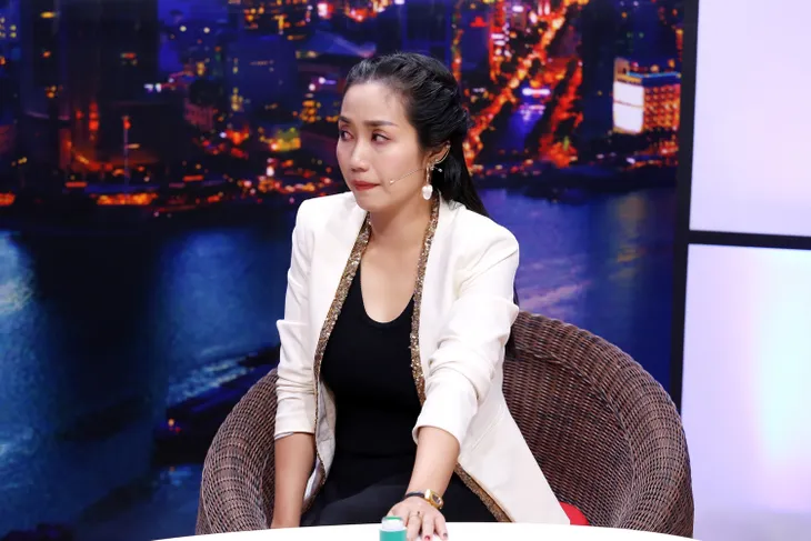 Xúc động trước tình cha con của nhạc sĩ Nguyễn Văn Chung và con gái nuôi - Ảnh 2. Xúc động trước tình cha con của nhạc sĩ Nguyễn Văn Chung và con gái nuôi - Ảnh 2.