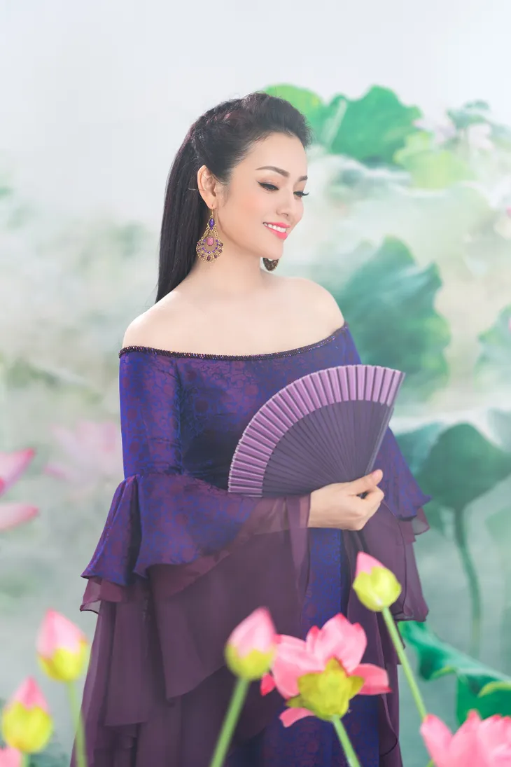Tân Nhàn ra mắt MV “Chơi vơi” mừng ngày 8/3 - Ảnh 6. Tân Nhàn ra mắt MV “Chơi vơi” mừng ngày 8/3 - Ảnh 6.