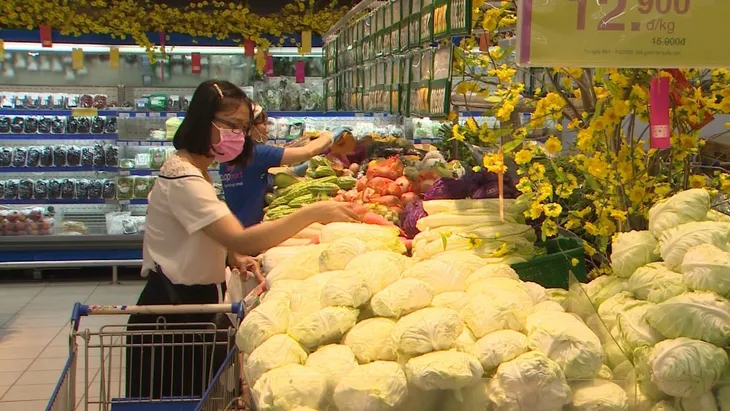 TP.HCM: Doanh thu bán lẻ và dịch vụ tăng mạnh trong tháng 5 - Ảnh 2. TP.HCM: Doanh thu bán lẻ và dịch vụ tăng mạnh trong tháng 5 - Ảnh 2.