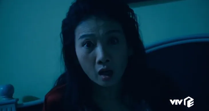Nước mắt loài cỏ dại - Tập 32: Bà Phương hóa điên, được cháu ruột tới đón về - Ảnh 1. Nước mắt loài cỏ dại - Tập 32: Bà Phương hóa điên, được cháu ruột tới đón về - Ảnh 1.