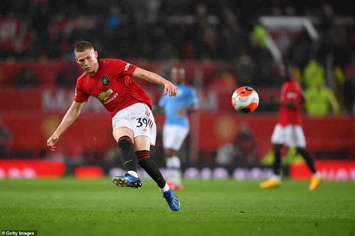 Thi đấu thăng hoa, Man Utd vượt qua Man City tại Old Trafford - Ảnh 6. Thi đấu thăng hoa, Man Utd vượt qua Man City tại Old Trafford - Ảnh 6.