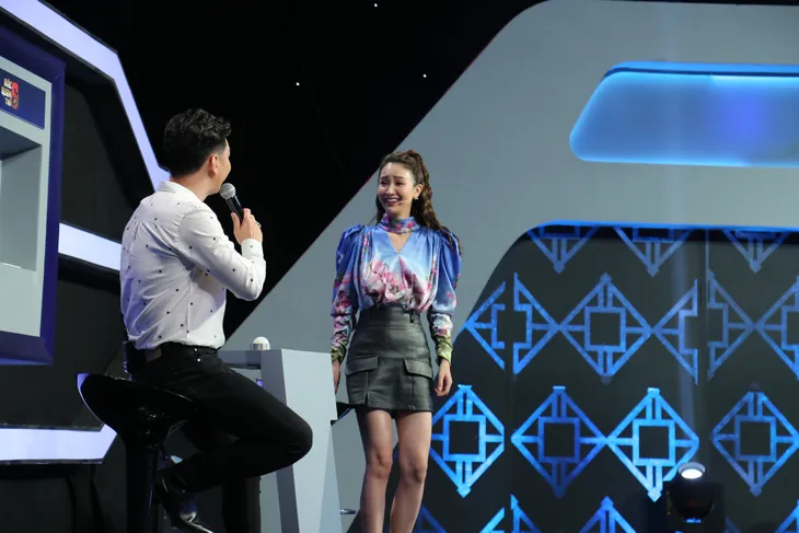 Bấn loạn vì ban bình luận, Á hậu Hà Thu liên tiếp thất bại tại Giác quan thứ 6 - Ảnh 1. Bấn loạn vì ban bình luận, Á hậu Hà Thu liên tiếp thất bại tại Giác quan thứ 6 - Ảnh 1.