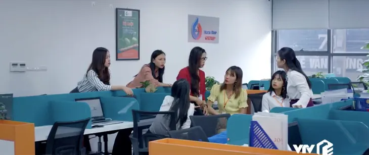 Tình yêu và tham vọng - Tập 4: Phong đồng ý cho Linh gia nhập Hoàng Thổ là có âm mưu riêng? - Ảnh 7. Tình yêu và tham vọng - Tập 4: Phong đồng ý cho Linh gia nhập Hoàng Thổ là có âm mưu riêng? - Ảnh 7.