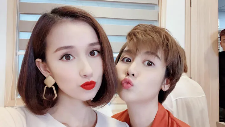 Dàn diễn viên Tình yêu và tham vọng cực thân thiết trên trường quay - Ảnh 16. Dàn diễn viên Tình yêu và tham vọng cực thân thiết trên trường quay - Ảnh 16.