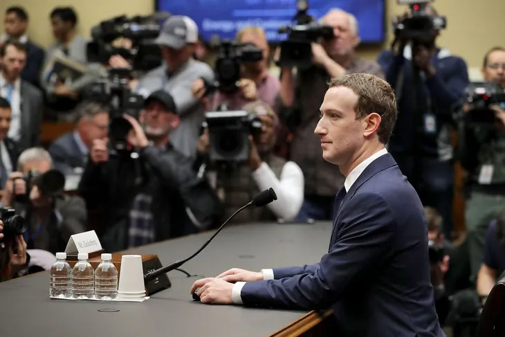 Facebook chi hơn 20 triệu USD để bảo vệ yếu nhân Mark Zuckerberg - Ảnh 2. Facebook chi hơn 20 triệu USD để bảo vệ yếu nhân Mark Zuckerberg - Ảnh 2.