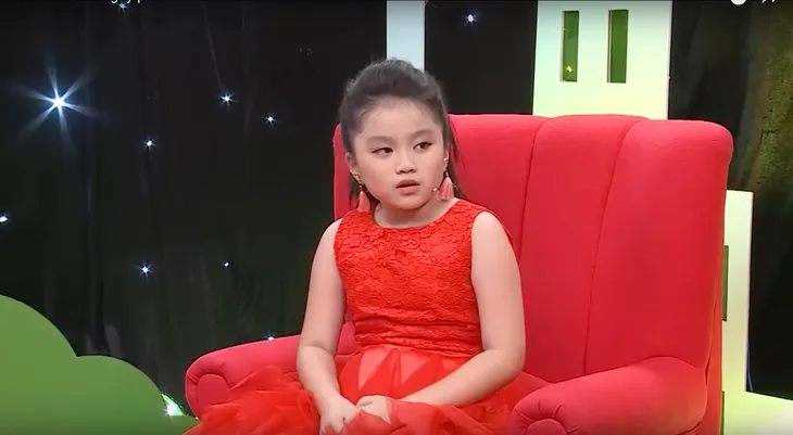 Gia đình hoàn mỹ: Cát Tường, Minh Xù ngỡ ngàng nghe cô bé 9 tuổi sẵn sàng đánh bạn khi bị ức hiếp - Ảnh 1. Gia đình hoàn mỹ: Cát Tường, Minh Xù ngỡ ngàng nghe cô bé 9 tuổi sẵn sàng đánh bạn khi bị ức hiếp - Ảnh 1.