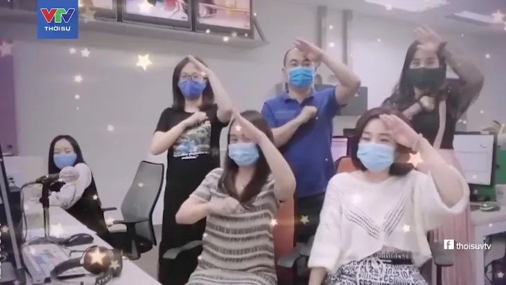 [Video] Những ngày không quên của ê-kíp Thời sự VTV trong mùa dịch COVID-19 - Ảnh 5.