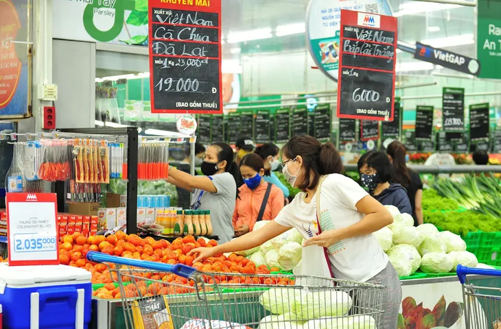 Dịch COVID-19 thay đổi thói quen mua sắm của người tiêu dùng - Ảnh 1. Dịch COVID-19 thay đổi thói quen mua sắm của người tiêu dùng - Ảnh 1.