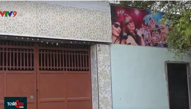 Bắt quả tang quán karaoke hoạt động và cho khách sử dụng ma túy - Ảnh 1. Bắt quả tang quán karaoke hoạt động và cho khách sử dụng ma túy - Ảnh 1.