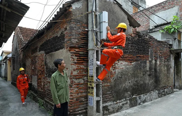 EVN lập đoàn kiểm tra, xác minh tiền điện tăng cao bất thường - Ảnh 1. EVN lập đoàn kiểm tra, xác minh tiền điện tăng cao bất thường - Ảnh 1.