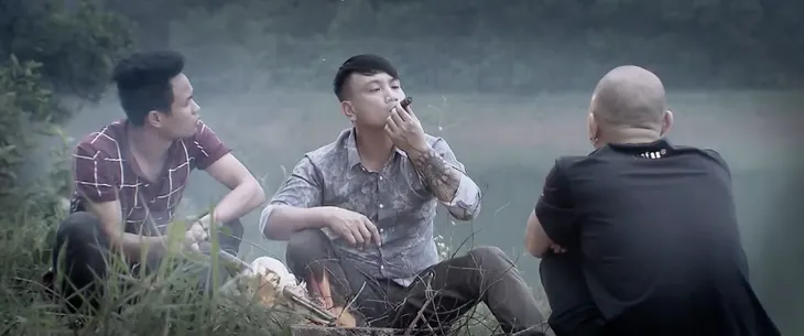 Những ngày không quên - Tập 10: Bố Sơn đột nhiên đổ bệnh phải tự cách ly, bao kỷ niệm năm xưa cứ thế ùa về - Ảnh 9. Những ngày không quên - Tập 10: Bố Sơn đột nhiên đổ bệnh phải tự cách ly, bao kỷ niệm năm xưa cứ thế ùa về - Ảnh 9.