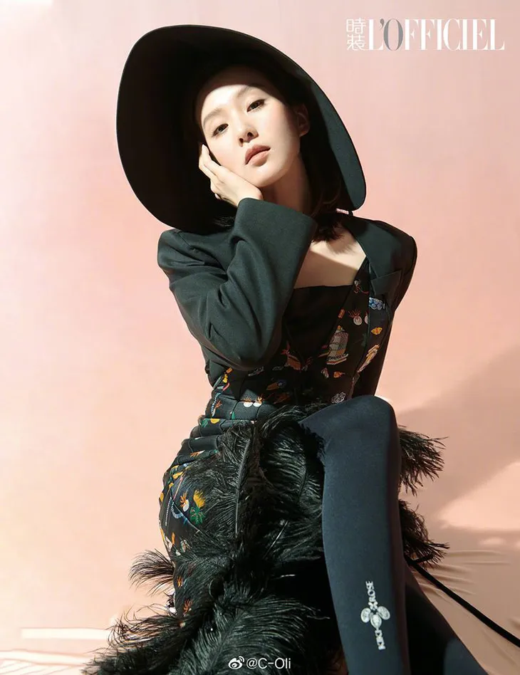 Lưu Thi Thi: Đơn giản và thanh lịch - Ảnh 1. Lưu Thi Thi: Đơn giản và thanh lịch - Ảnh 1.