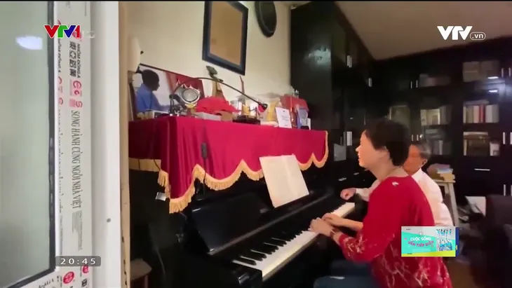 NS Phạm Tuyên: Tôi không bao giờ quên những ngày được đoàn tụ gia đình như thế này - Ảnh 1. NS Phạm Tuyên: Tôi không bao giờ quên những ngày được đoàn tụ gia đình như thế này - Ảnh 1.