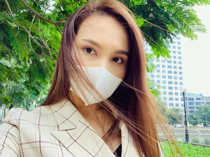 Cười lăn lộn với những hình ảnh hài hước từ phim trường Những ngày không quên - Ảnh 3. Cười lăn lộn với những hình ảnh hài hước từ phim trường Những ngày không quên - Ảnh 3.