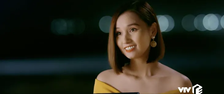 Tình yêu và tham vọng - Tập 10: Tuệ Lâm đón sinh nhật lãng mạn bên bờ biển cùng Minh - Ảnh 2. Tình yêu và tham vọng - Tập 10: Tuệ Lâm đón sinh nhật lãng mạn bên bờ biển cùng Minh - Ảnh 2.