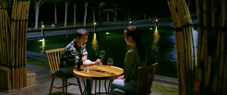 Tình yêu và tham vọng - Tập 10: Sơn (Thanh Sơn) mặt dày tán tỉnh, định cưỡng hôn Linh (Diễm My) - Ảnh 1. Tình yêu và tham vọng - Tập 10: Sơn (Thanh Sơn) mặt dày tán tỉnh, định cưỡng hôn Linh (Diễm My) - Ảnh 1.
