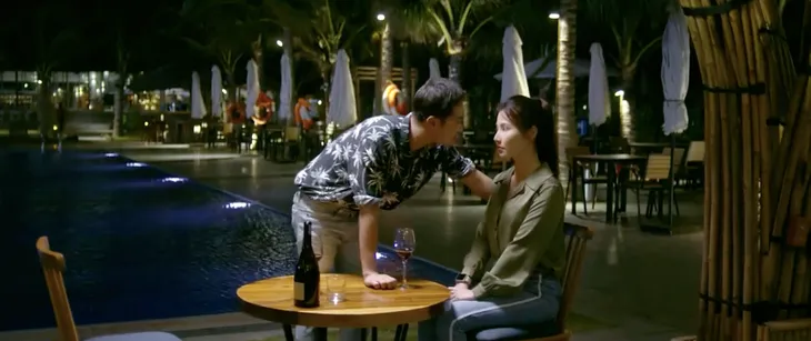 Tình yêu và tham vọng - Tập 10: Sơn (Thanh Sơn) mặt dày tán tỉnh, định cưỡng hôn Linh (Diễm My) - Ảnh 3. Tình yêu và tham vọng - Tập 10: Sơn (Thanh Sơn) mặt dày tán tỉnh, định cưỡng hôn Linh (Diễm My) - Ảnh 3.