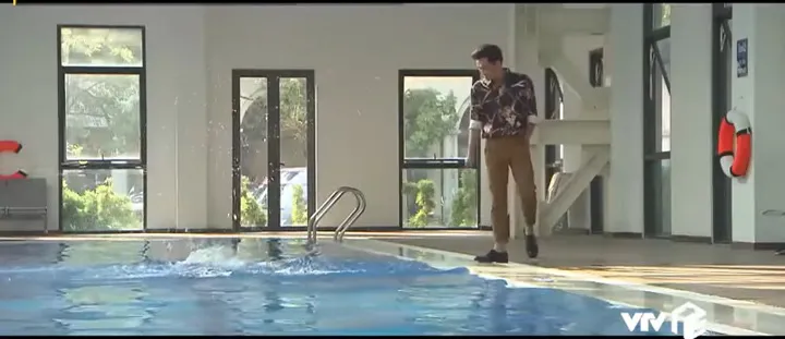 Nhà trọ Balanha - Tập 16: Nhiên suýt chết đuối vì cách tỏ tình bá đạo của Bách - Ảnh 2. Nhà trọ Balanha - Tập 16: Nhiên suýt chết đuối vì cách tỏ tình bá đạo của Bách - Ảnh 2.