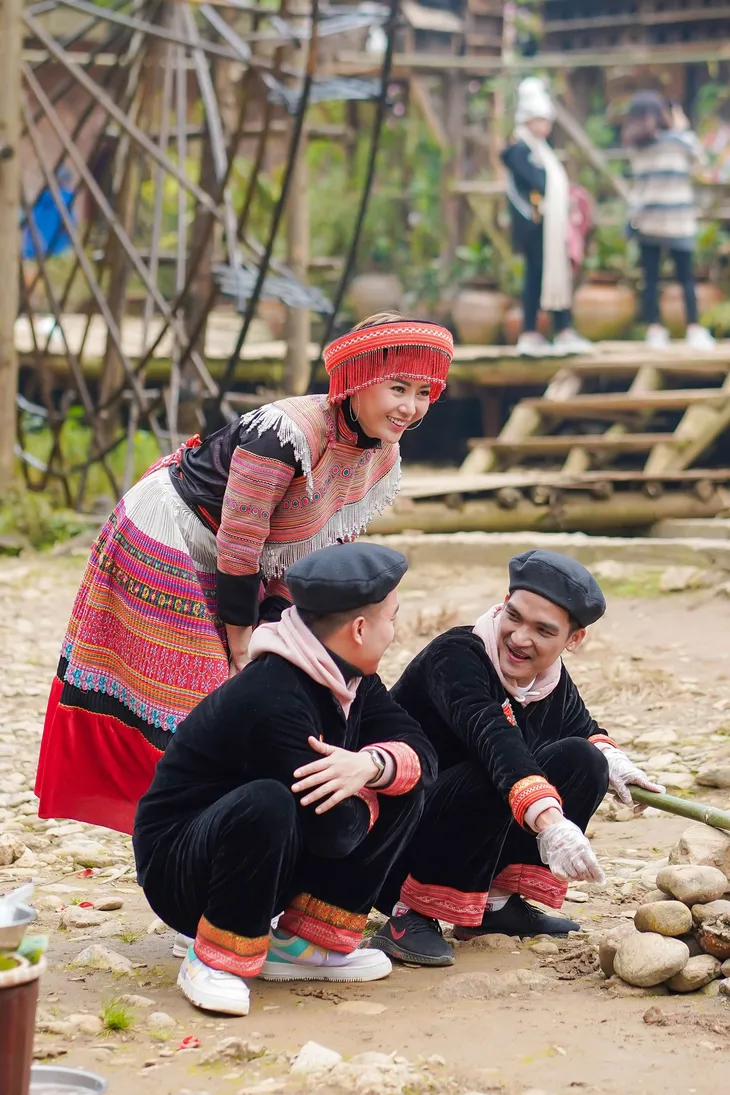 Ẩm thực kỳ thú: Mạc Văn Khoa - Đỗ Duy Nam chê Thanh Hương ăn nhiều, ghê gớm và kém sang - Ảnh 4. Ẩm thực kỳ thú: Mạc Văn Khoa - Đỗ Duy Nam chê Thanh Hương ăn nhiều, ghê gớm và kém sang - Ảnh 4.