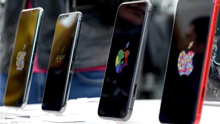 Nóng: Apple trì hoãn sản xuất iPhone 12 - Ảnh 2. Nóng: Apple trì hoãn sản xuất iPhone 12 - Ảnh 2.