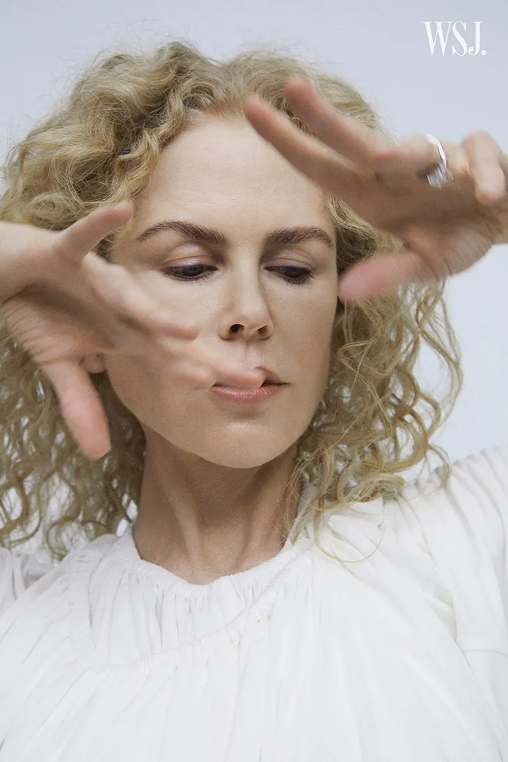 Khi Nicole Kidman biến hóa - Ảnh 7. Khi Nicole Kidman biến hóa - Ảnh 7.