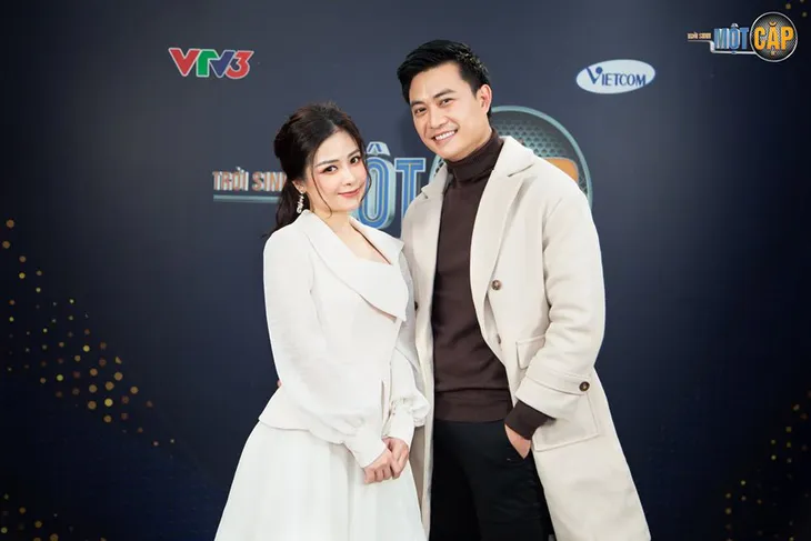 Top 6 cạnh tranh nghẹt thở ở vòng thi Nhạc phim Trời sinh một cặp - Ảnh 3. Top 6 cạnh tranh nghẹt thở ở vòng thi Nhạc phim Trời sinh một cặp - Ảnh 3.