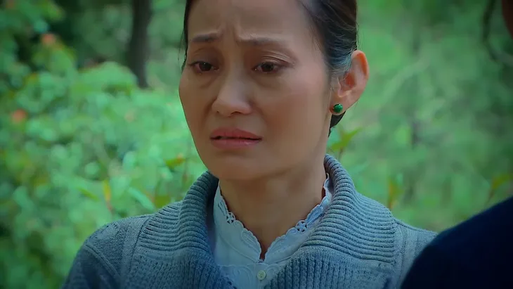 Nước mắt loài cỏ dại - Tập 39: Thương Khang bị nhốt cũi, Dạ Thảo van xin ông Thành - Ảnh 6. Nước mắt loài cỏ dại - Tập 39: Thương Khang bị nhốt cũi, Dạ Thảo van xin ông Thành - Ảnh 6.