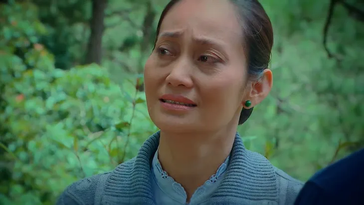 Nước mắt loài cỏ dại - Tập 39: Mẹ ruột kể lại toàn bộ sự thật cho Khang - Ảnh 6. Nước mắt loài cỏ dại - Tập 39: Mẹ ruột kể lại toàn bộ sự thật cho Khang - Ảnh 6.