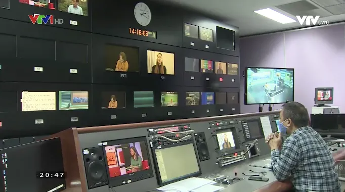 VTV thay đổi phương thức tác nghiệp trong mùa dịch COVID-19 - Ảnh 4. VTV thay đổi phương thức tác nghiệp trong mùa dịch COVID-19 - Ảnh 4.