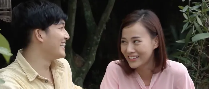 Những ngày không quên - Tập 1: Bố Sơn bị cô Xuyến ép giải cứu thực phẩm; Khoa - Uyên sắp làm đám cưới - Ảnh 2. Những ngày không quên - Tập 1: Bố Sơn bị cô Xuyến ép giải cứu thực phẩm; Khoa - Uyên sắp làm đám cưới - Ảnh 2.