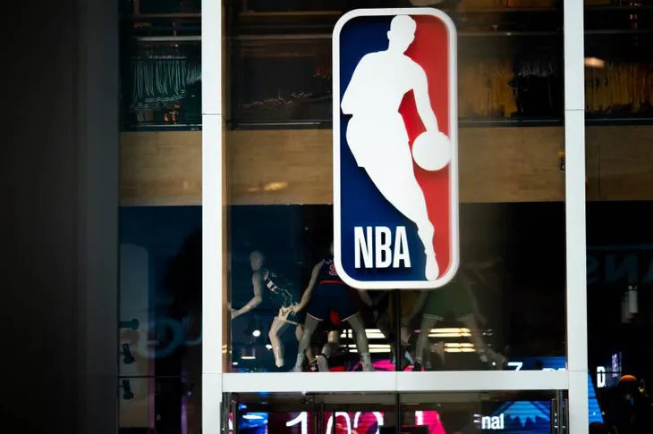 NBA nhận được lời mời tới thi đấu tại Las Vegas - Ảnh 1. NBA nhận được lời mời tới thi đấu tại Las Vegas - Ảnh 1.