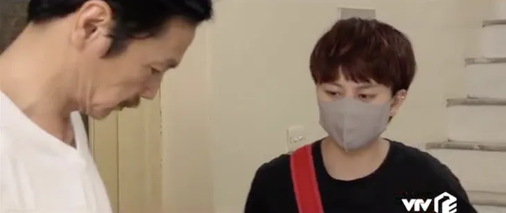 Những ngày không quên - Tập 1: Bố Sơn bị cô Xuyến ép giải cứu thực phẩm; Khoa - Uyên sắp làm đám cưới - Ảnh 4. Những ngày không quên - Tập 1: Bố Sơn bị cô Xuyến ép giải cứu thực phẩm; Khoa - Uyên sắp làm đám cưới - Ảnh 4.