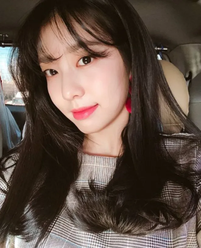 Vợ mới cưới của tài tử So Ji Sub sở hữu vẻ ngoài xinh đẹp và kiều diễm - Ảnh 1. Vợ mới cưới của tài tử So Ji Sub sở hữu vẻ ngoài xinh đẹp và kiều diễm - Ảnh 1.