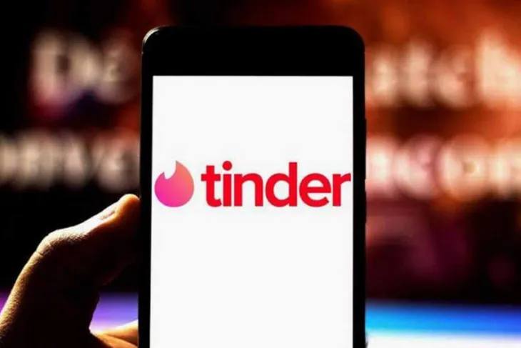 Tinder miễn phí tính năng hộ chiếu cho tất cả người dùng - Ảnh 1. Tinder miễn phí tính năng hộ chiếu cho tất cả người dùng - Ảnh 1.
