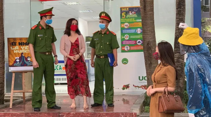 Những ngày không quên - Tập 4: Tung tin Thư trốn cách ly, cô Xuyến bị bắt lên phường - Ảnh 2. Những ngày không quên - Tập 4: Tung tin Thư trốn cách ly, cô Xuyến bị bắt lên phường - Ảnh 2.