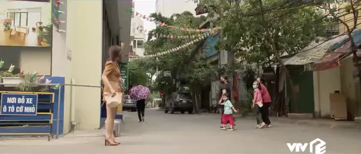 Những ngày không quên - Tập 3: Thư bị cả khu phố tránh như tránh tà chỉ vì tin thất thiệt của cô Xuyến - Ảnh 16. Những ngày không quên - Tập 3: Thư bị cả khu phố tránh như tránh tà chỉ vì tin thất thiệt của cô Xuyến - Ảnh 16.