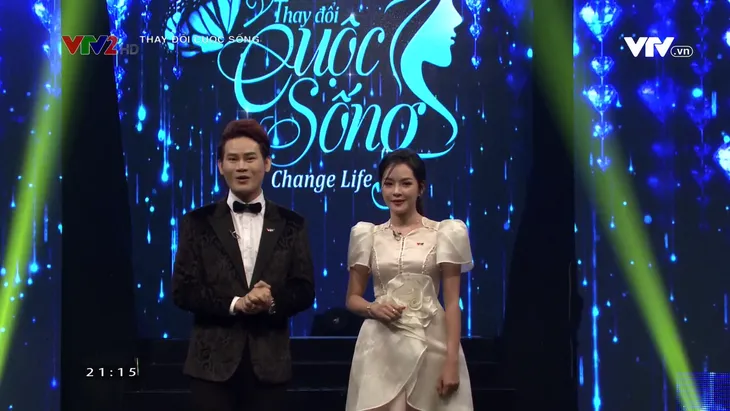 Hot girl phẫu thuật thẩm mỹ Thanh Quỳnh làm MC Change Life - Ảnh 4.