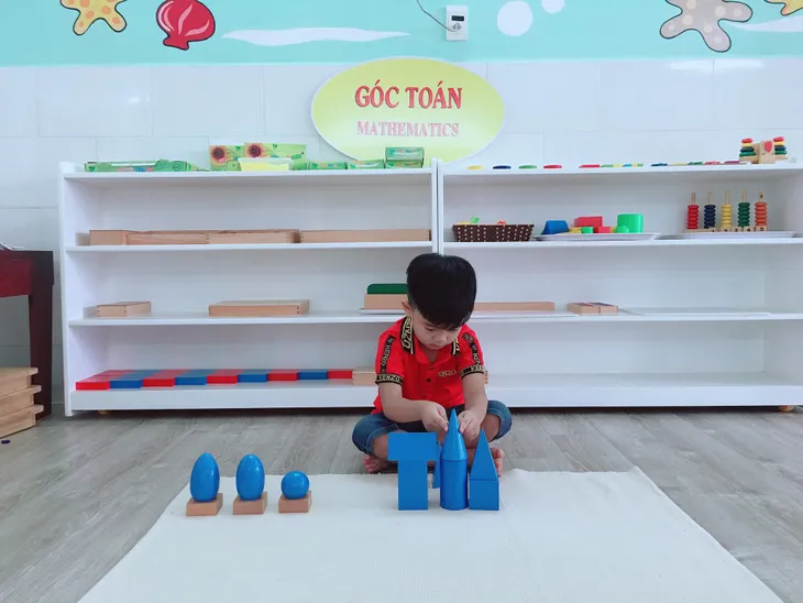 Phương pháp giáo dục Montessori ngày càng lan rộng ở Việt Nam - Ảnh 6. Phương pháp giáo dục Montessori ngày càng lan rộng ở Việt Nam - Ảnh 6.